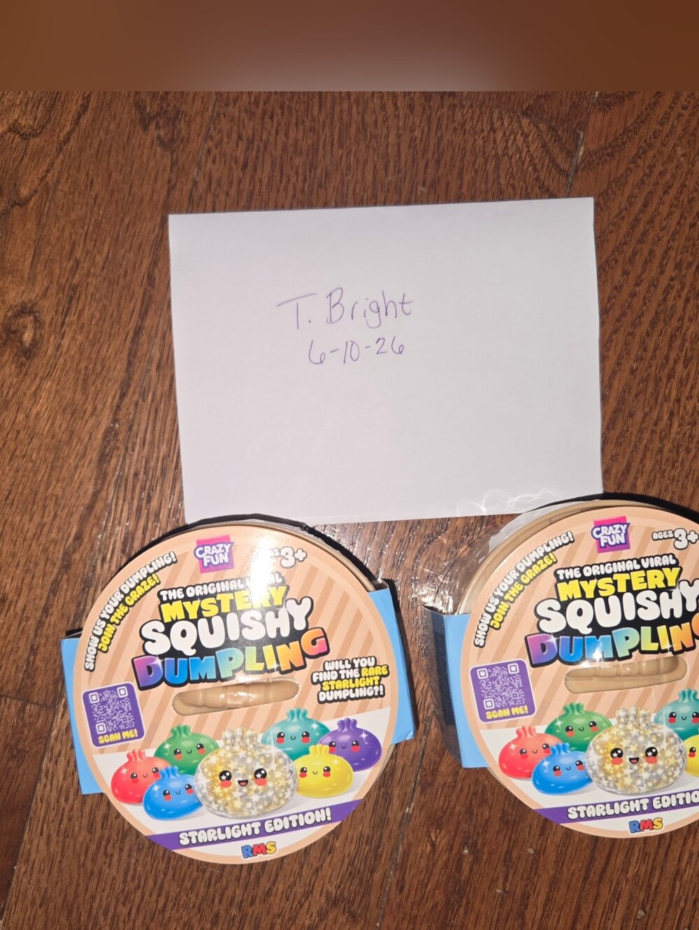 Mystery Squishy Dumpling Starlight Edition - United Kingdom Version *ONE*